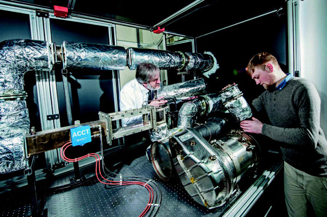 Động cơ diesel hồi sinh với công nghệ không khí thải mở hy vọng với  - 2